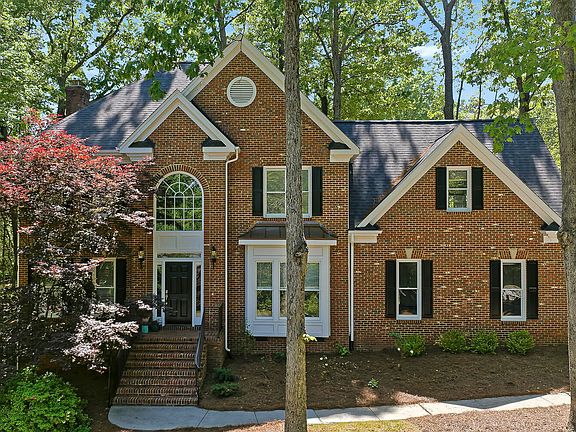 3rd image of 4900 Devils Ridge Ct