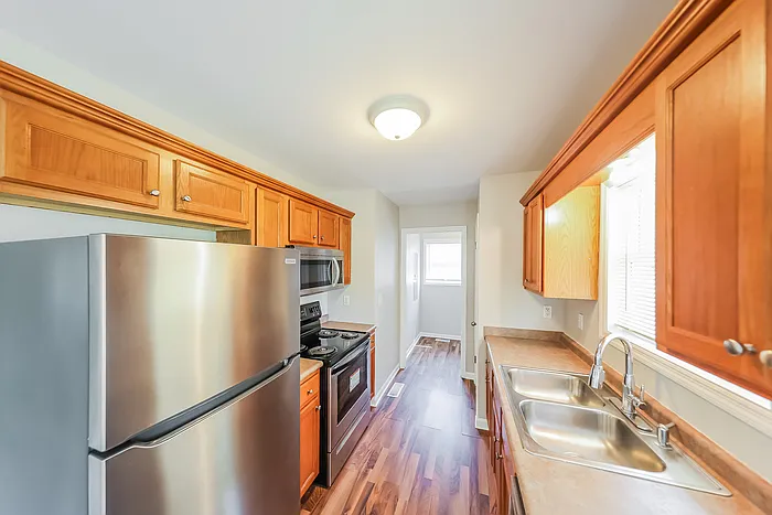 965 Skyview Lake Rd — Photo 4