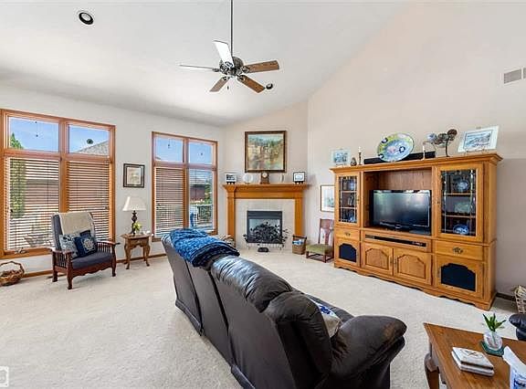 5th image of 51398 Westwood Dr