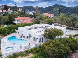 4340 Chaumont Rd, Woodland Hills, CA 91364