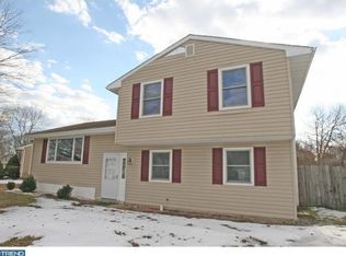 9 Newgate Ln, Newark, DE 19713