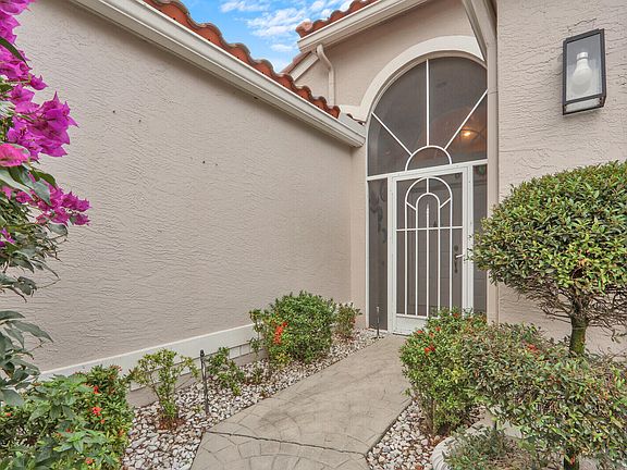 3rd image of 6414 Pebble Creek Way