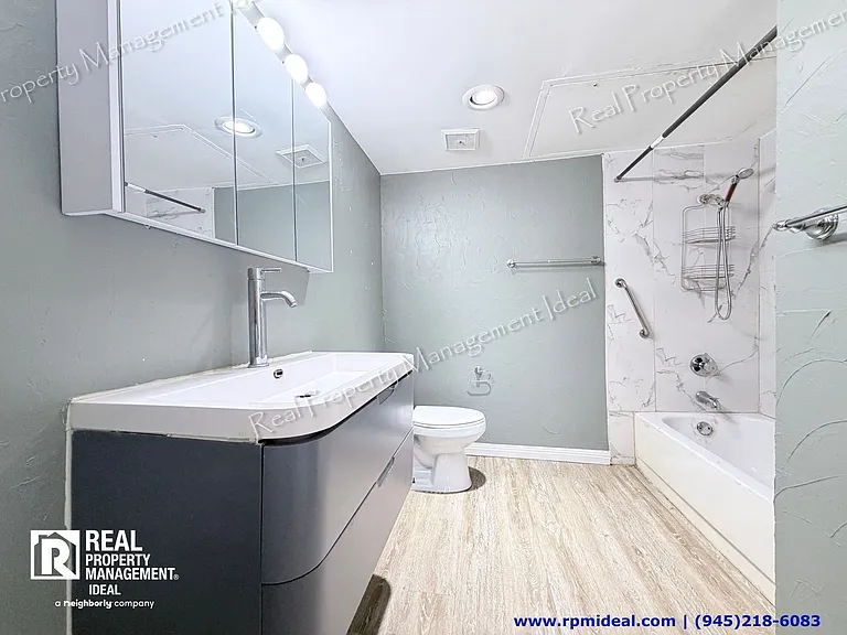 835 Dublin Dr #835C — Photo 20