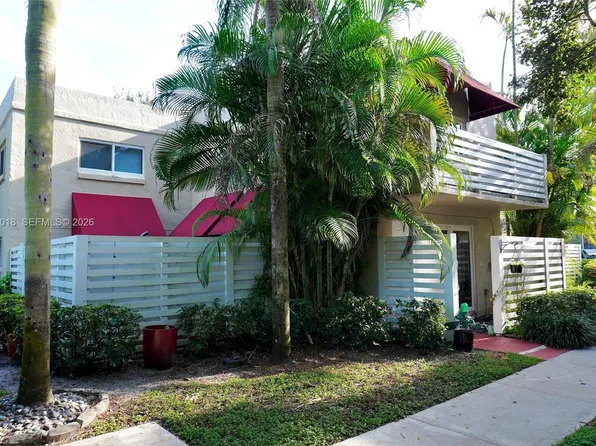541 NW 98th Ave, Plantation, FL 33324