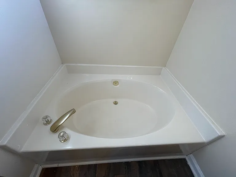 511 N Waters Edge Dr — Photo 10