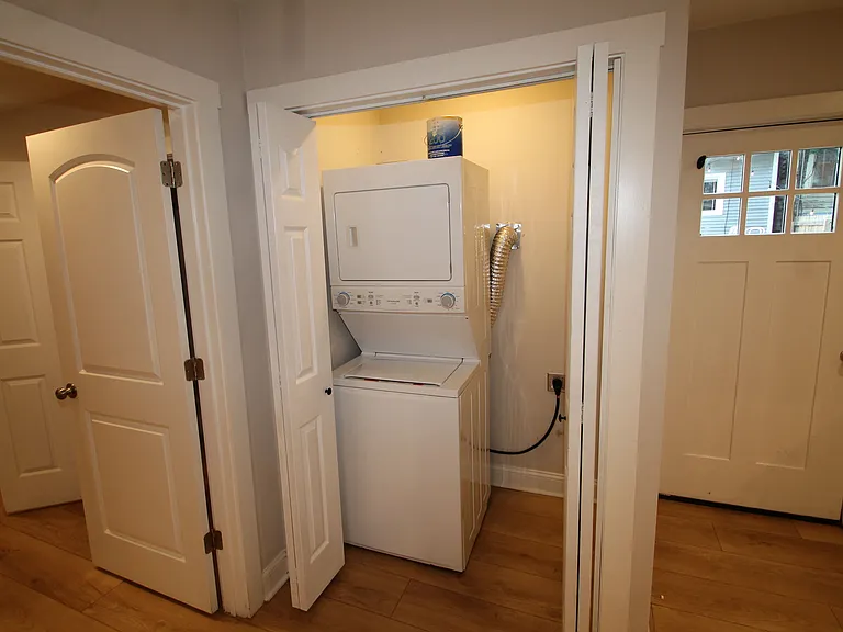 217 W 39th St #B — Photo 7