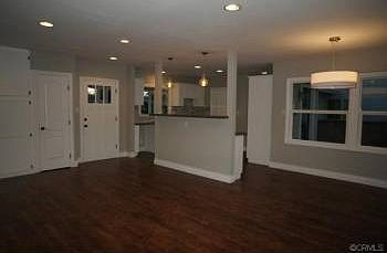 5th image of 2840 Nipomo Ave