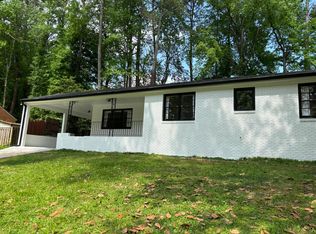 582 Densley Dr, Decatur, GA 30033