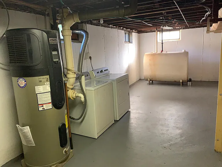 16 Saran Ave #1 — Photo 13
