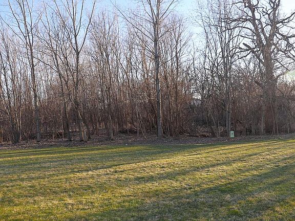 4th image of 4884 Monarch Drive