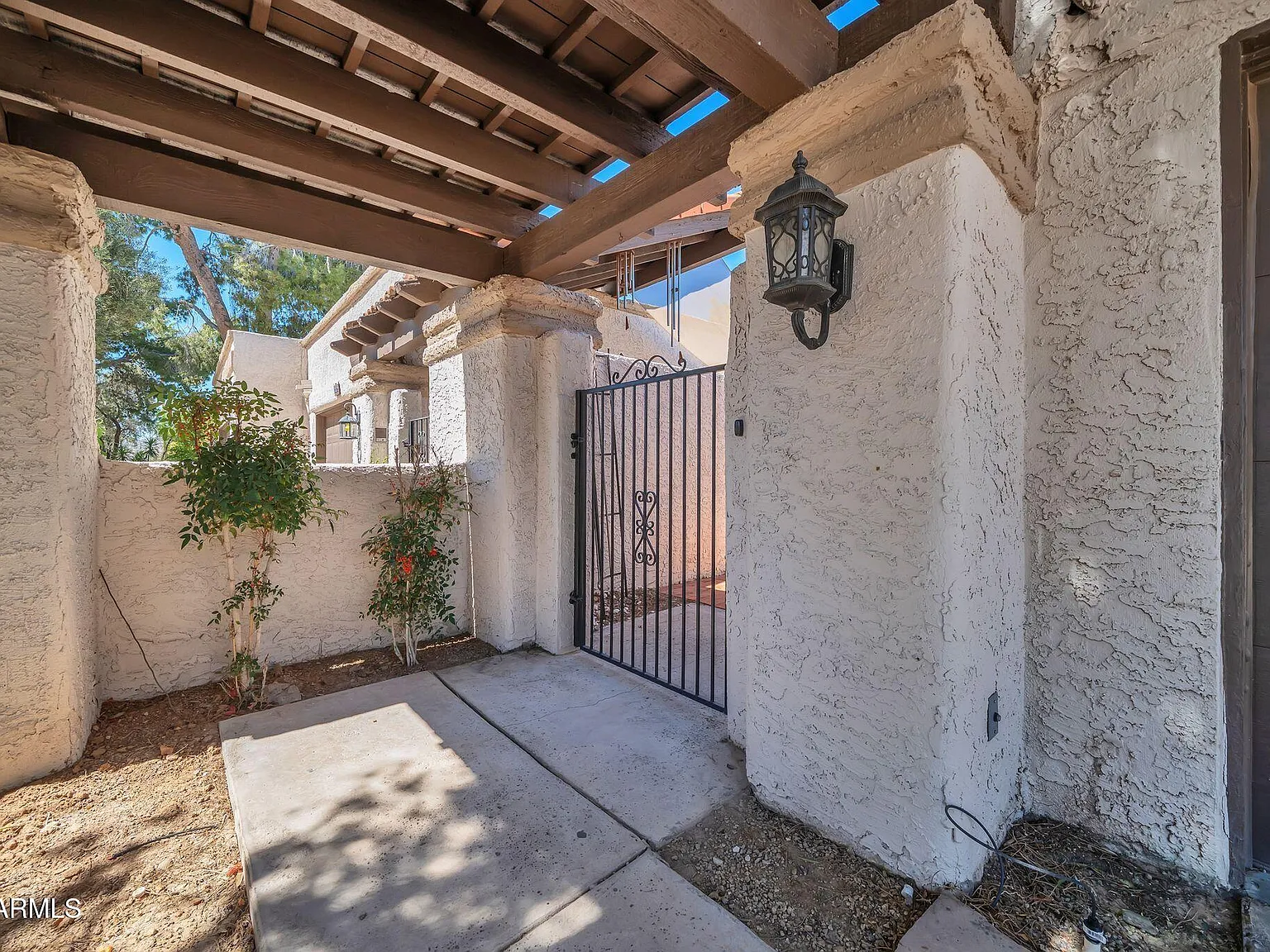 2 bed, 1590 sqft, $3,300 — Photo 4