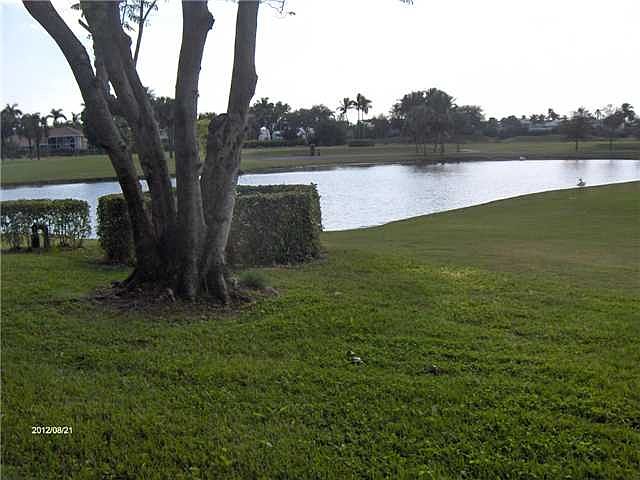 2nd image of 5186 Golfview Ct APT 1912