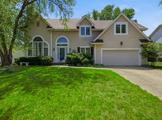 6089 Brandywine Dr, Johnston, IA 50131