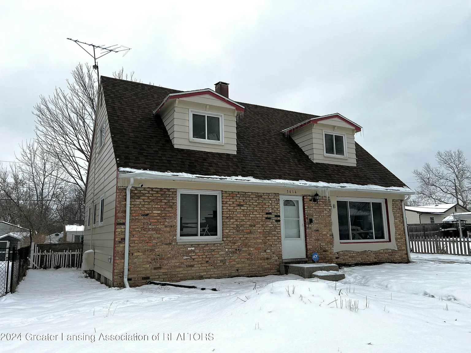 3414 Lucie St photo 1