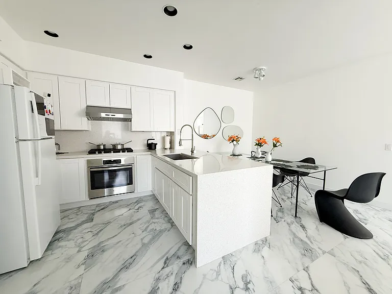 12488 Heatherton Ct #47 — Photo 3
