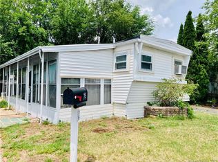 75 Shawnee Rd, East Hartford, CT 06118