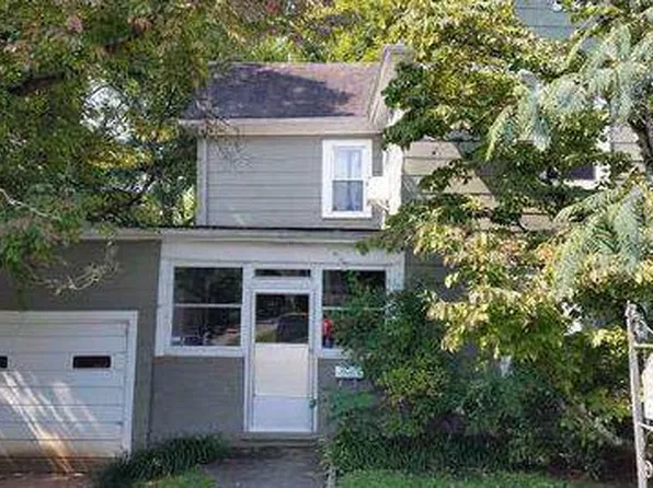 306 Hill St, Lenoir City, TN 37771