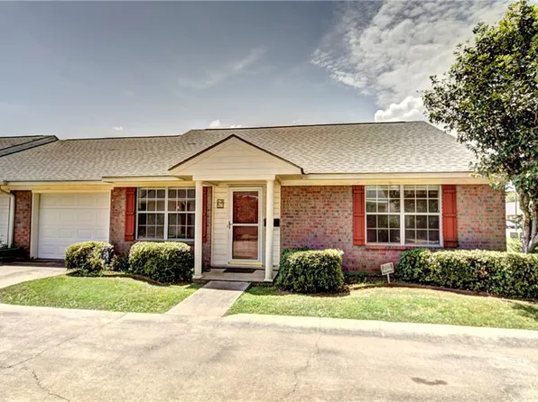 118 Starlight Dr, Natchitoches, LA 71457