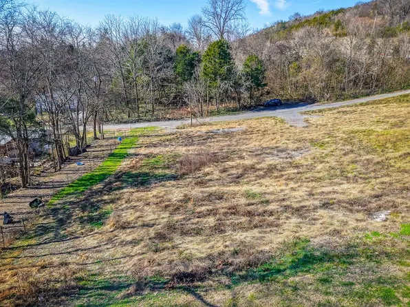 112 Stone St, Liberty, TN 37095