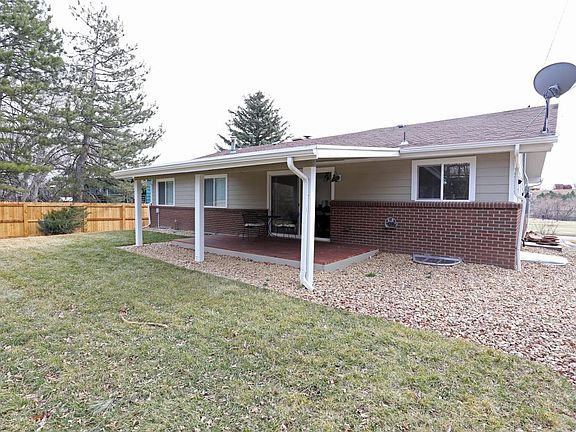 2nd image of 1425 Gillaspie Dr