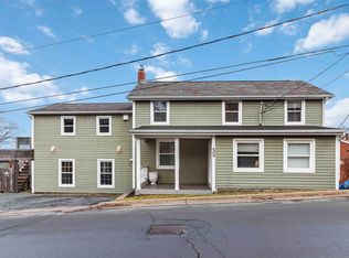 35 McFatridge Rd, Halifax, NS B3N 2R2