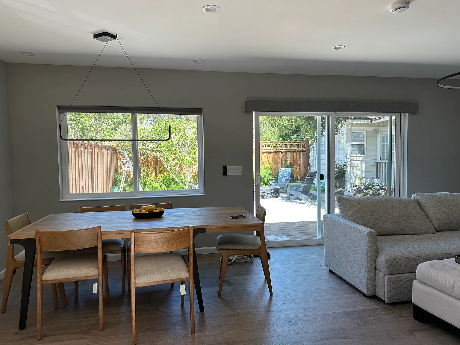 1237 Scholl Ln — Photo 2