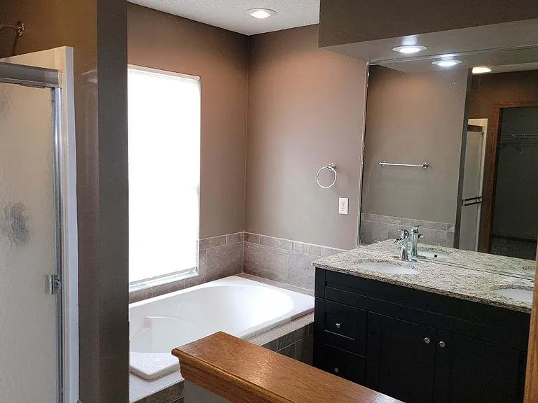 312 Rockhurst Dr SW — Photo 19