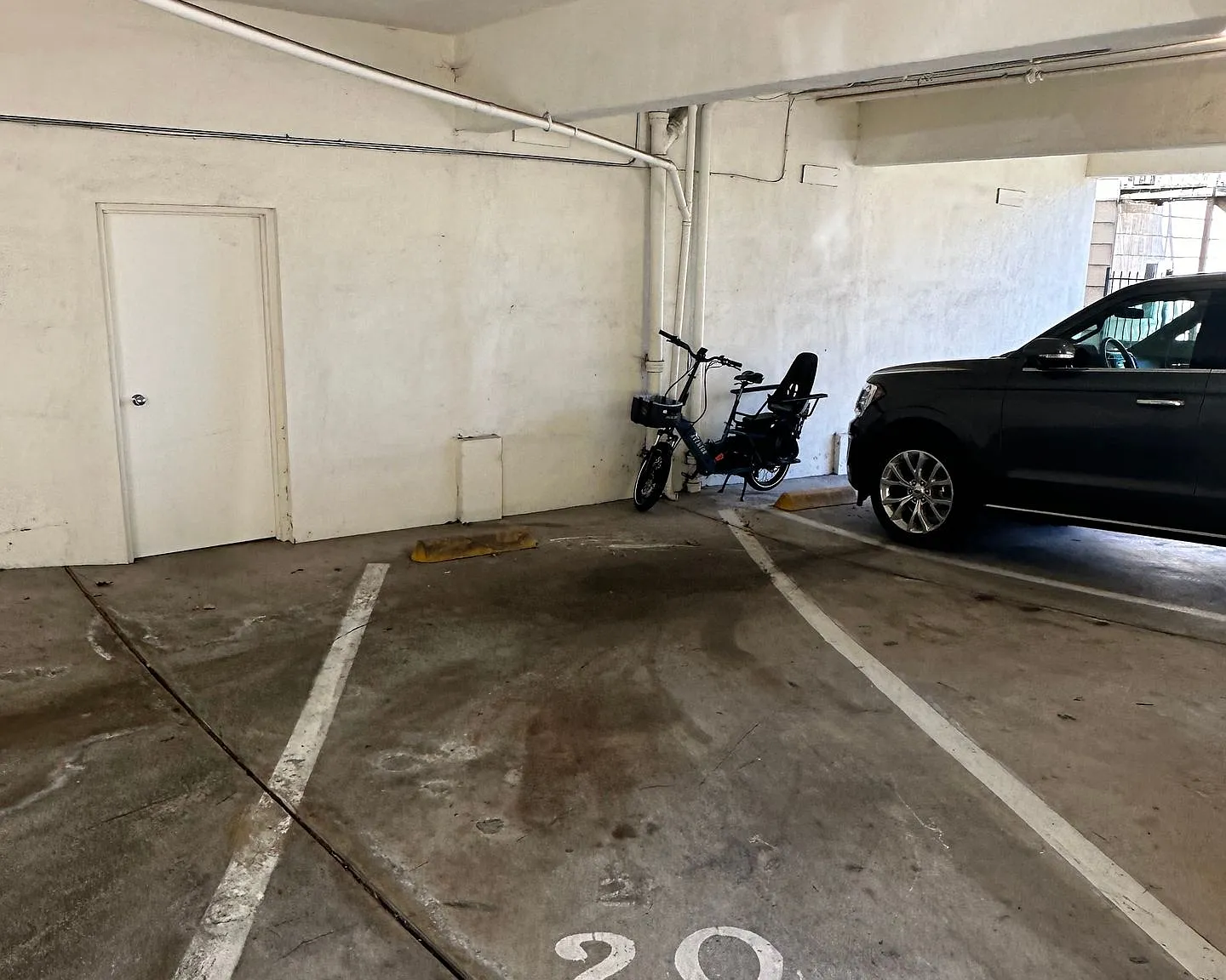 2065 Ellis Street Apartments — Photo 4