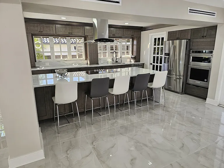 7106 Pelican Island Dr — Photo 10