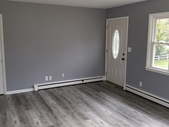 12 1/2 x 17 1/2 Living Room and 2 x 2 Coat Closet