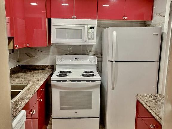 9dadf0c6de7006224a2f990d170132d15bb6fad39fe0fa033dd553191341