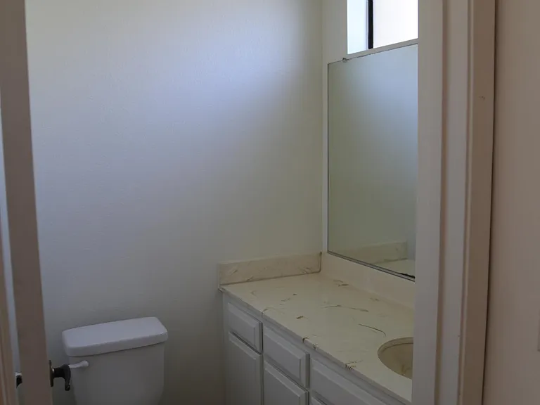 6738 Encino Ave #4 — Photo 5