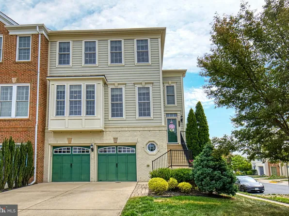 100 Great Laurel Sq SE, Leesburg, VA 20175