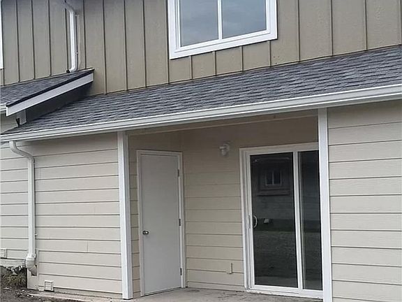 4th image of 330 NE 7th Ave #3