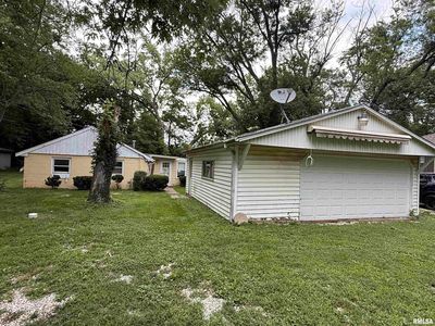 853 S Kim Moor Ave, Peoria, IL, 61605