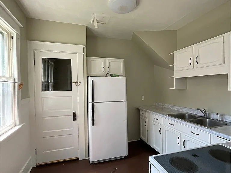 700 Nellis St E — Photo 27