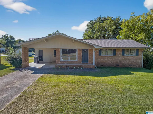 1220 Louise Dr, Weaver, AL 36277