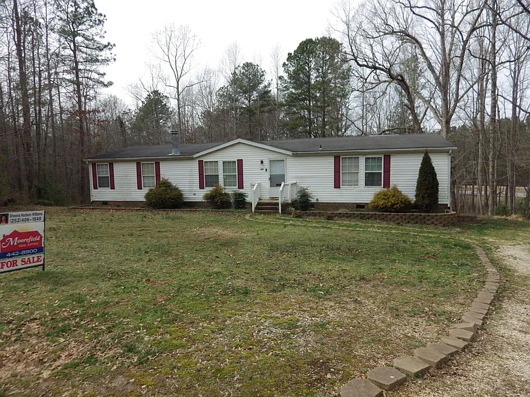 7582 Bayberry Ln — Photo 10