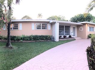 6724 SW 64th Pl, South Miami, FL 33143