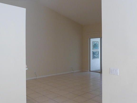 ENTRY W/DINING ROOM ON THE RIGHT