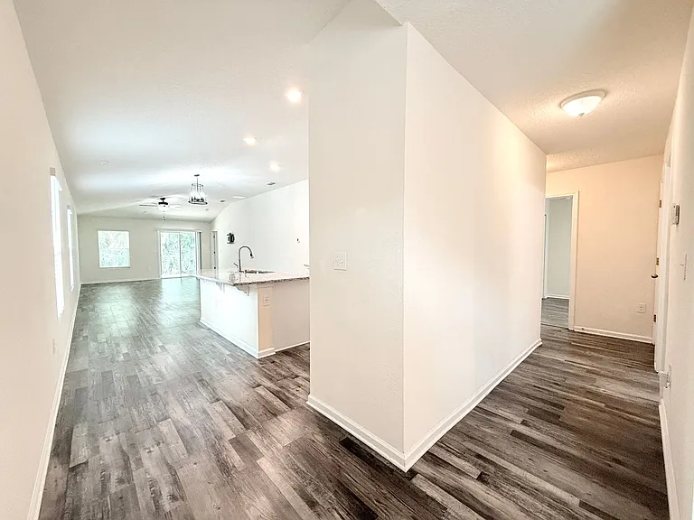 7838 Meadow Walk Ln — Photo 20