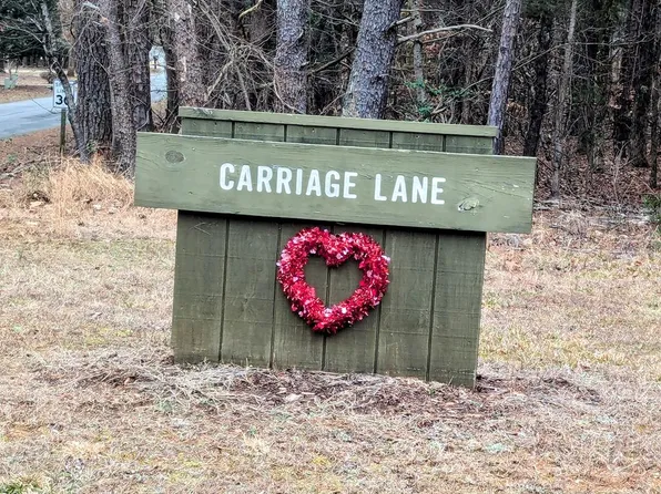 Carriage Ln, Clarksville, VA 23927