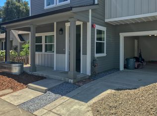 1297 Glenn St, Santa Rosa, CA 95401