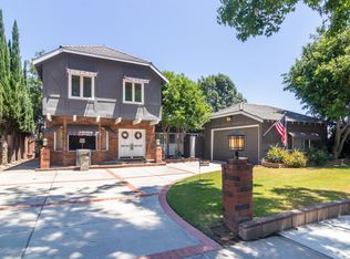 266 Mel Canyon Rd, Duarte, CA 91010