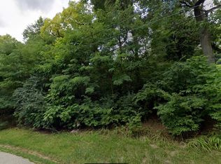 27772 W Grass Lake Dr, Spring Grove, IL 60081