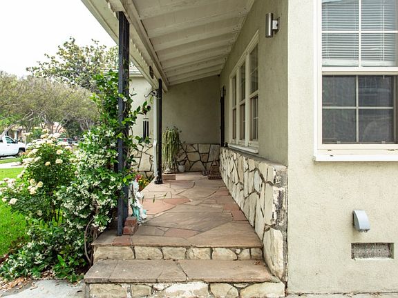 3rd image of 335 W Cedar Ave