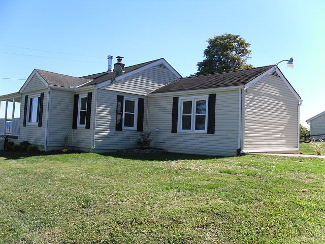 1st image of 2057 Russell Ave