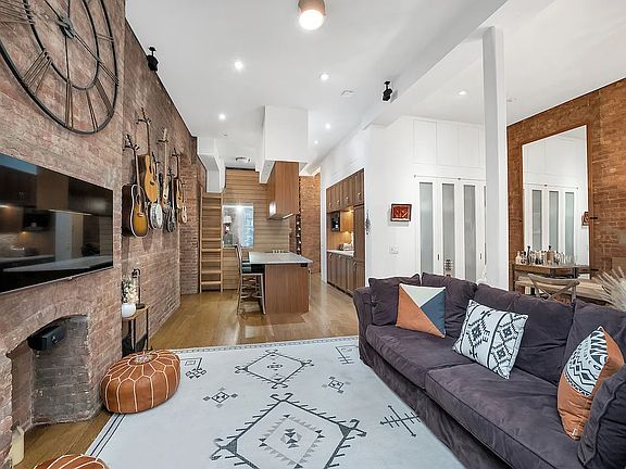 4th image of 23 10th St #205