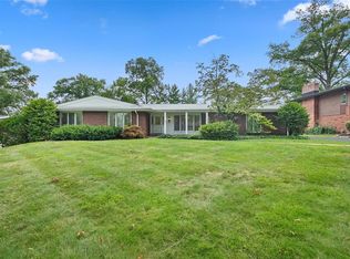 19 Spoede Woods Dr, Saint Louis, MO