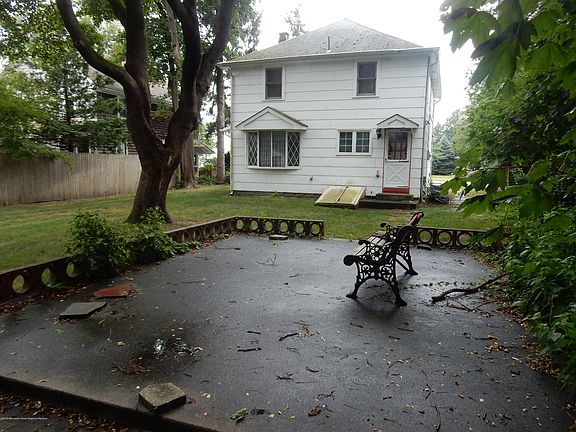 2nd image of 253 Vansant Ave